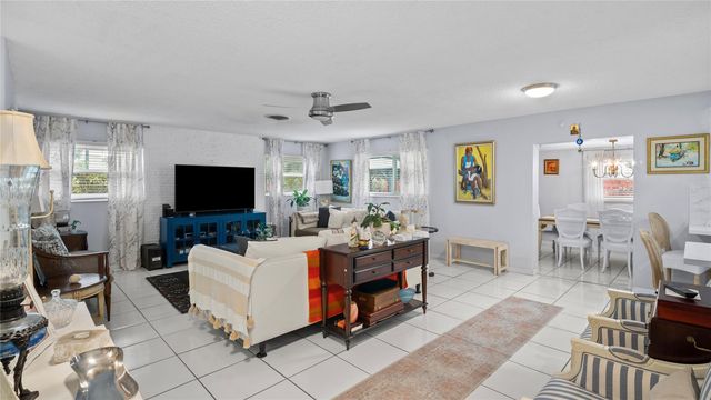 6322 Royal Palm Boulevard, Margate, FL 33063