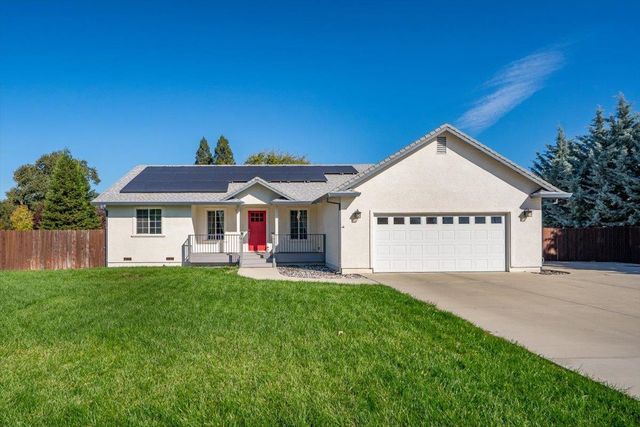 25384 Hausman Ct, Los Molinos, CA 96055