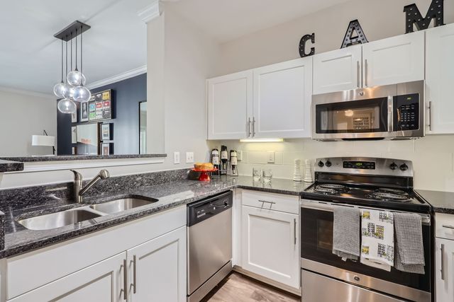215 N  Ave NE #4412, Atlanta, GA 30308