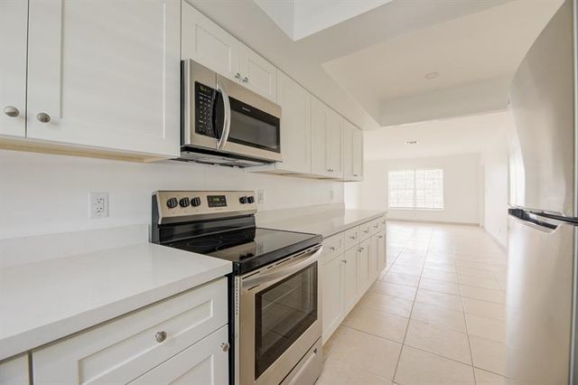 1017 NW 30th Ct   #2, Wilton Manors, FL 33311