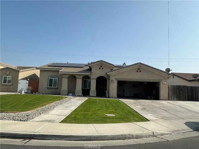 1611 Brea St, Bakersfield, CA 93307
