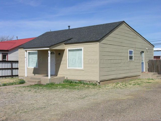 289 Overland Trl, Fritch, TX 79036
