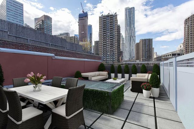 247 Water St   #PENTHOUSE, New York, NY 10038