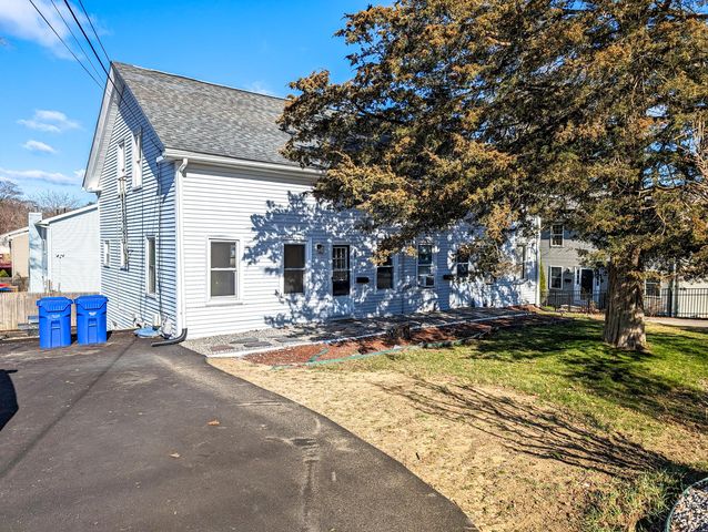 1555 Main St, West Warwick, RI 02893