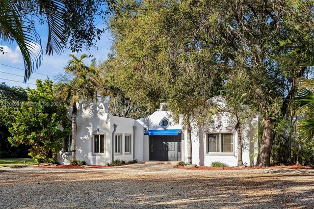 7975 Sunset Dr #7975, Miami, FL 33143