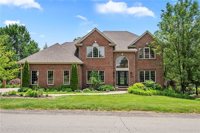 512 Laurel Oak Dr, Sewickley, PA 15143