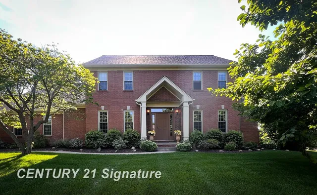 10076 Majestic Blvd, Clarkston, MI 48348