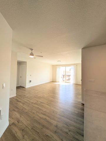 11715 SW Valencia Ln #306, Wilsonville, OR 97070