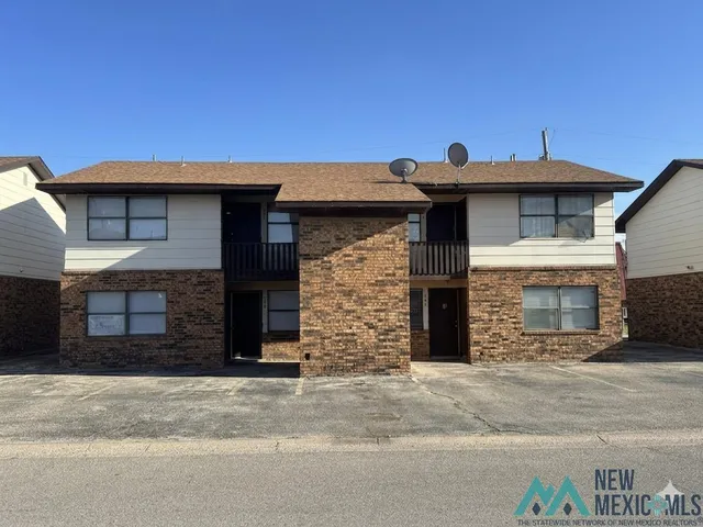 703 W  Calle Sur St, Hobbs, NM 88240