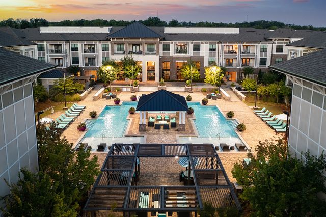 910 Deerfield Crossing Dr #15213, Alpharetta, GA 30004