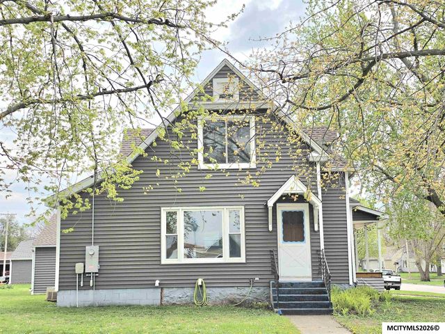 495 W  5th St, Garner, IA 50438