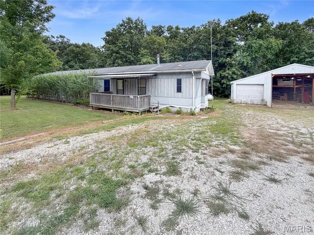 19787 Highway M, Curryville, MO 63339
