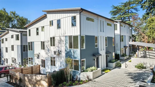 2529 29th Avenue S #B, Seattle, WA 98144