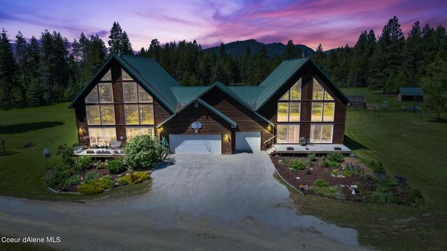 771 Peninsula Loop, Priest River, ID 83856