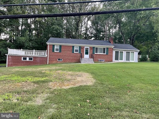 9101 Old Keene Mill Rd, Springfield, VA 22152
