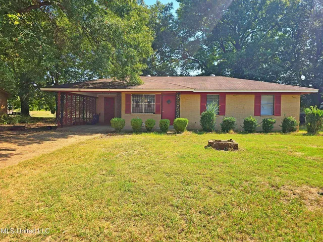 112 Morgan Ln, Itta Bena, MS 38941
