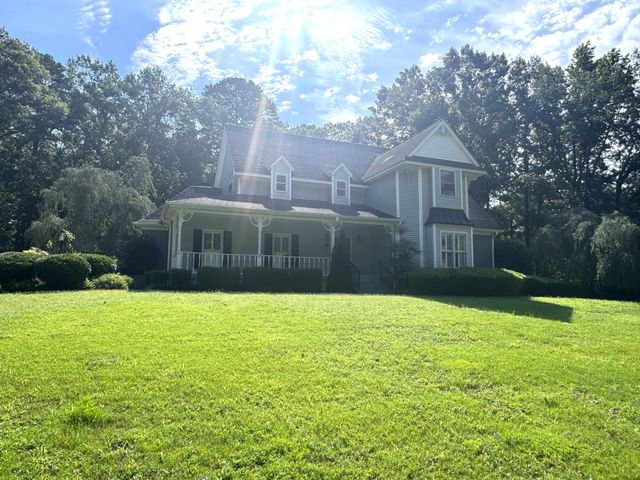 120 Bentley Ave, Tupelo, MS 38804