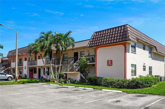 860 NE 207th Ter #8-106, North Miami Beach, FL 33179