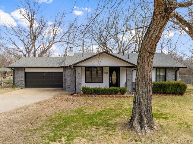 615 S  205th West Ave, Sand Springs, OK 74063