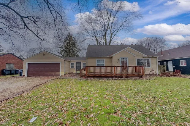 568 Stevenson Ave, Akron, OH 44312