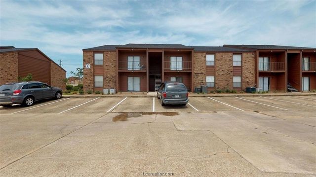 904 University Oaks Blvd #28, College Station, TX 77840