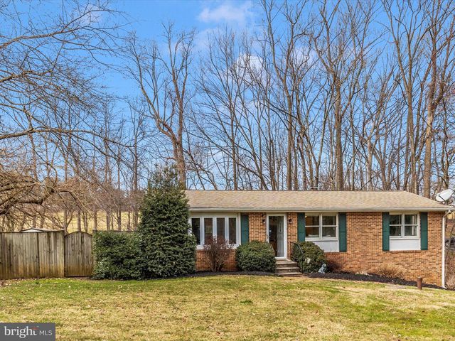 6604 Jacks Ct, Mount Airy, MD 21771