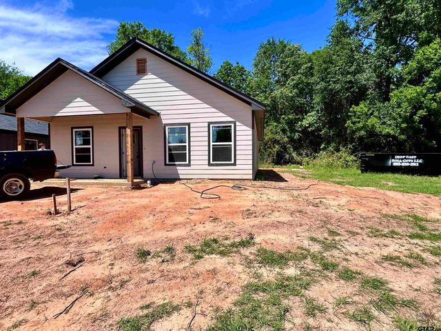 203 E  Fleming St, Longview, TX 75604