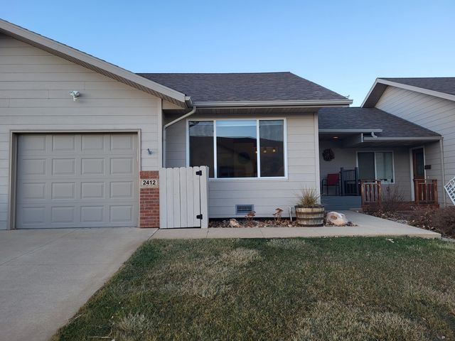 2412 Paramount Dr, Spearfish, SD 57783