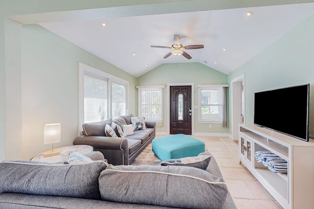 1253 40th St #ID1591471P, Sarasota, FL 34234