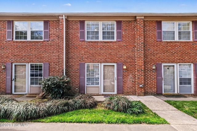 141 Coleridge Court, Carrboro, NC 27510