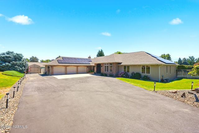 7505 Cascade Ct, Yakima, WA 98908