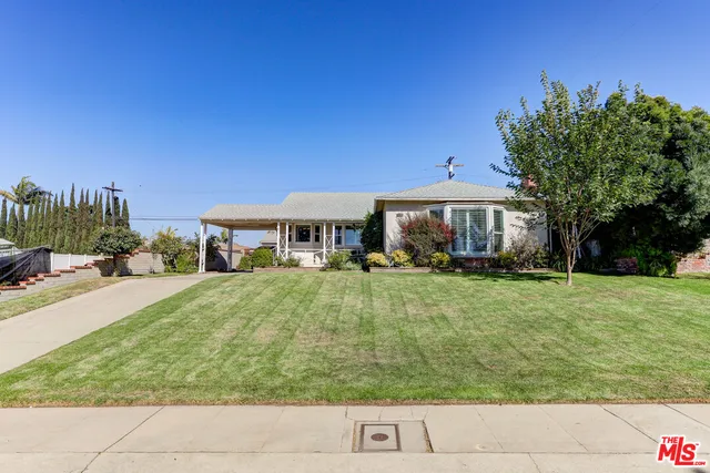 8008 El Manor Ave, Los Angeles, CA 90045