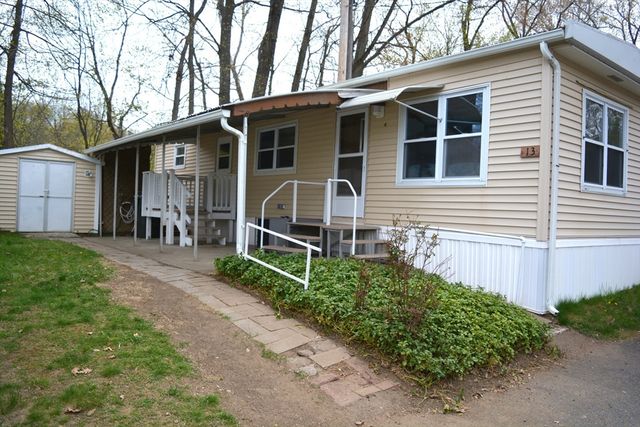 189 Springfield Rd #13, Westfield, MA 01085