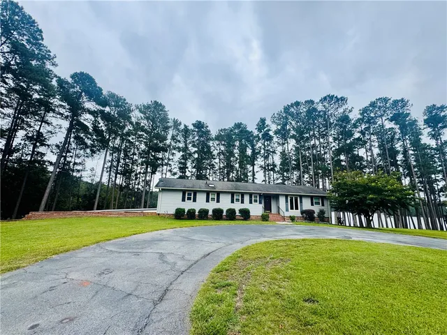 171 Kirkland Dr, Mc Cormick, SC 29835
