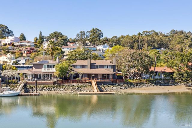 11 Harbor View Ct, San Rafael, CA 94901