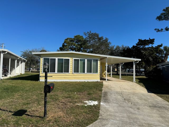 9 Camino Real Dr, Edgewater, FL 32132