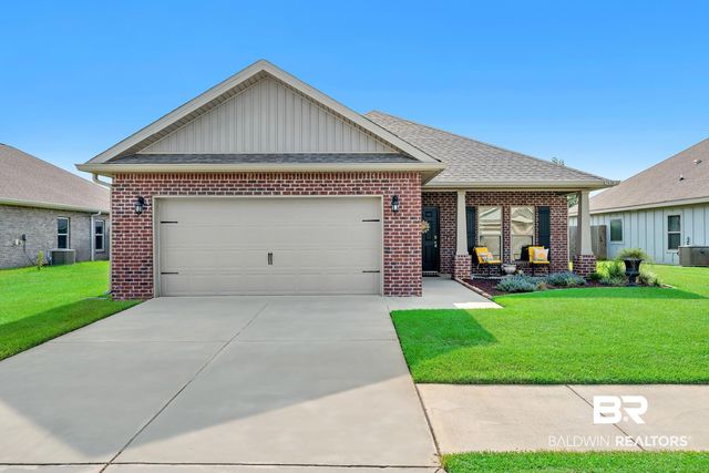 9434 Eiland Dr, Foley, AL 36535