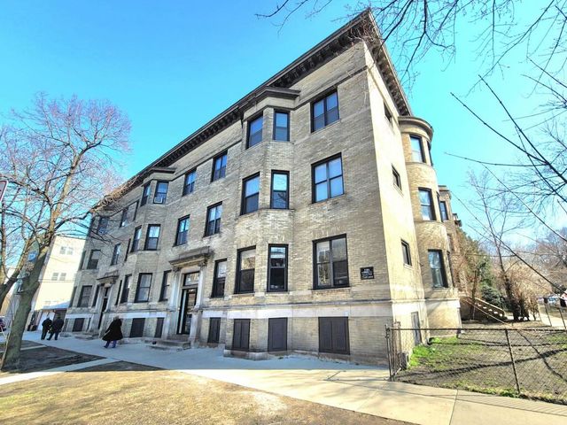 917 W  Waveland Ave  #A4, Chicago, IL 60613
