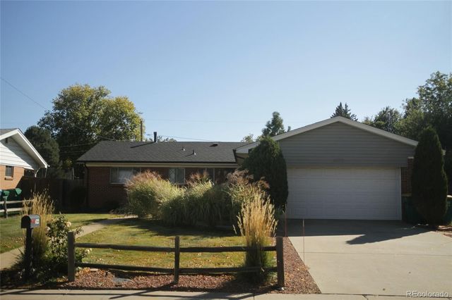 6722 W 5th Place, Lakewood, CO 80226