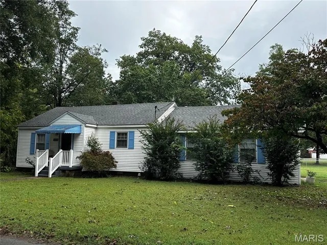 405 S  Kirkendall St, East Prairie, MO 63845