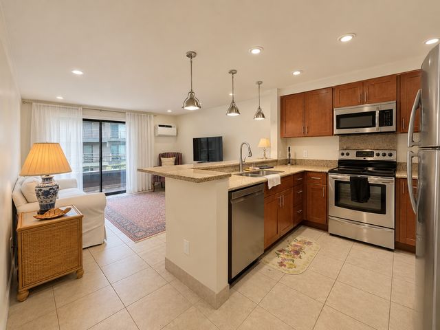 2747 S  Kihei Rd #1-E305-1, Kihei, HI 96753