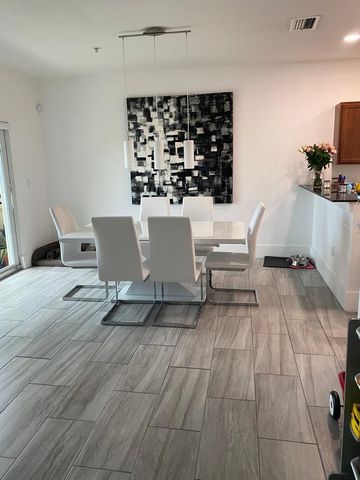 10800 NW 88th Ter #210, Doral, FL 33178