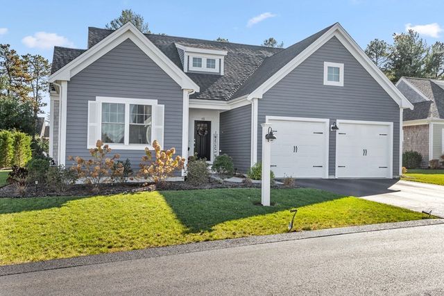15 Water Lily Dr, Plymouth, MA 02360