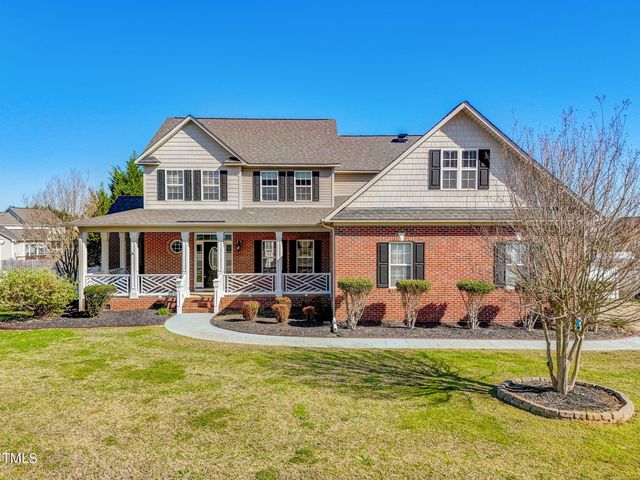 89 River Knoll Dr, Clayton, NC 27527