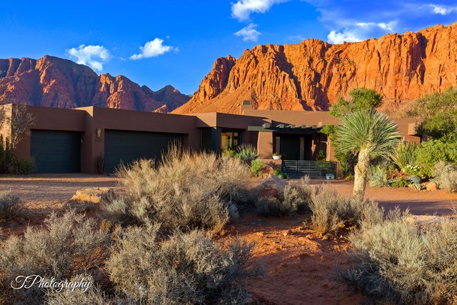 688 W  Shinava Dr, Ivins, UT 84738