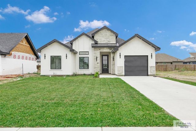 704 Mandelos Dr, Brownsville, TX 78521