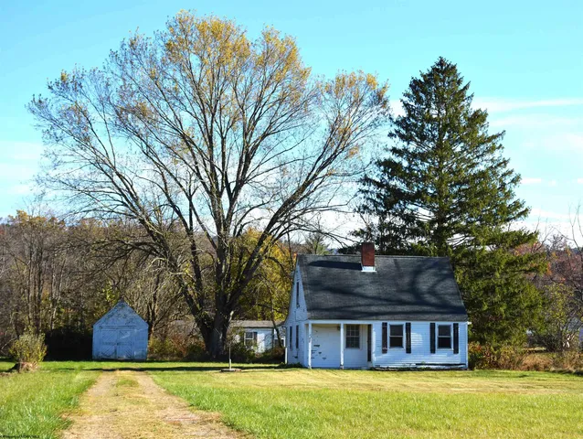 552 Randolph Dr, Beverly, WV 26253
