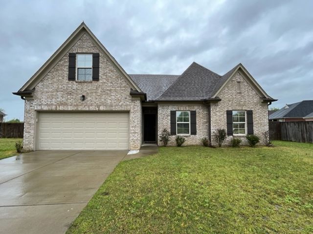 5207 Sweetwater Dr, Southaven, MS 38672