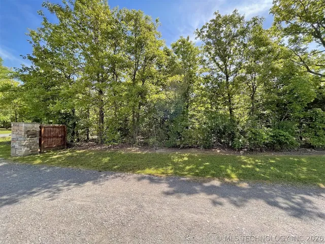 26020 505th Rd, Park Hill, OK 74451