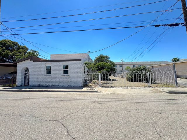 231 Francis St #B, El Paso, TX 79905